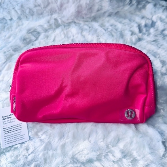 lululemon athletica Handbags - Lululemon Everywhere Belt Bag Pink “Lip Gloss”  NWT  *Sold Out Everywhere*